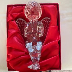 Waterford cherub with trumpet